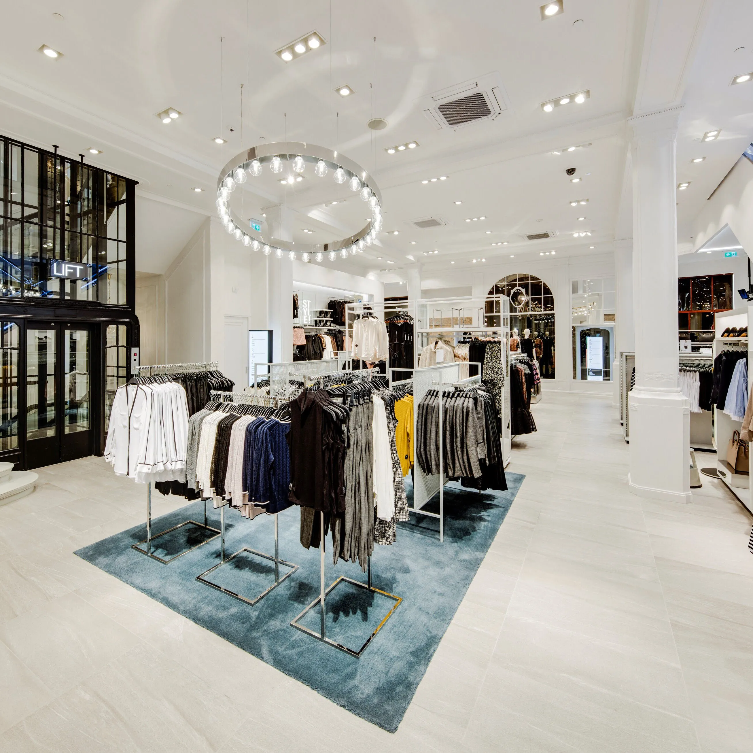 H&M preview image